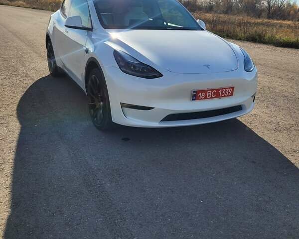 Белый Тесла Model Y, объемом двигателя 0 л и пробегом 4 тыс. км за 27400 $, фото 4 на Automoto.ua