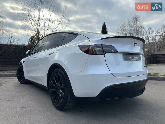 Белый Тесла Model Y, объемом двигателя 0 л и пробегом 12 тыс. км за 32000 $, фото 10 на Automoto.ua