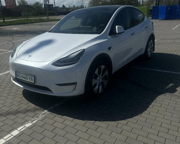 Белый Тесла Model Y, объемом двигателя 0 л и пробегом 32 тыс. км за 27199 $, фото 12 на Automoto.ua