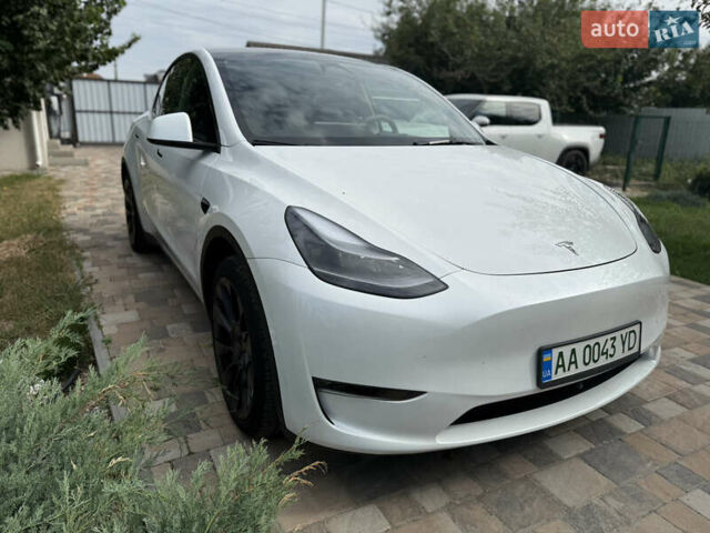 Белый Тесла Model Y, объемом двигателя 0 л и пробегом 20 тыс. км за 39000 $, фото 7 на Automoto.ua