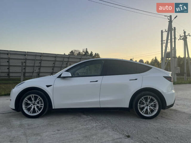 Белый Тесла Model Y, объемом двигателя 0 л и пробегом 68 тыс. км за 25900 $, фото 3 на Automoto.ua