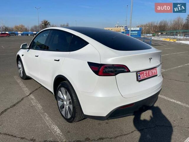 Белый Тесла Model Y, объемом двигателя 0 л и пробегом 30 тыс. км за 34500 $, фото 9 на Automoto.ua
