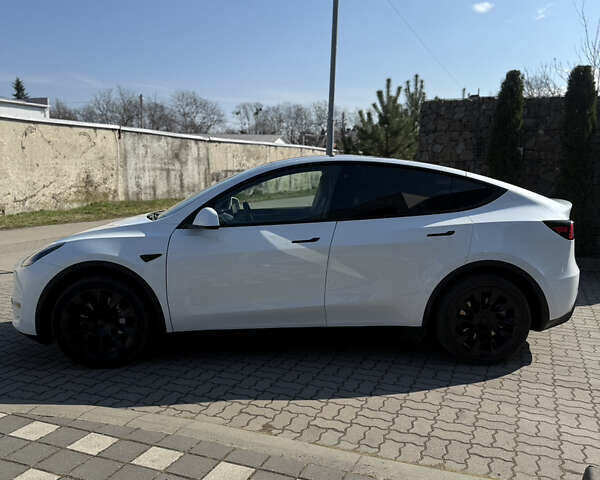 Белый Тесла Model Y, объемом двигателя 0 л и пробегом 32 тыс. км за 28200 $, фото 20 на Automoto.ua