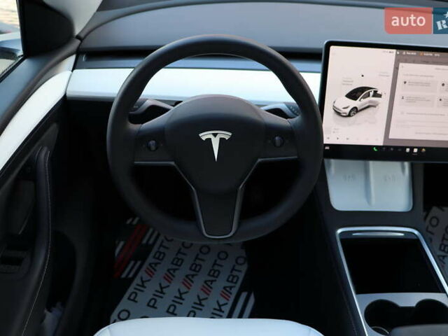 Белый Тесла Model Y, объемом двигателя 0 л и пробегом 34 тыс. км за 27400 $, фото 30 на Automoto.ua