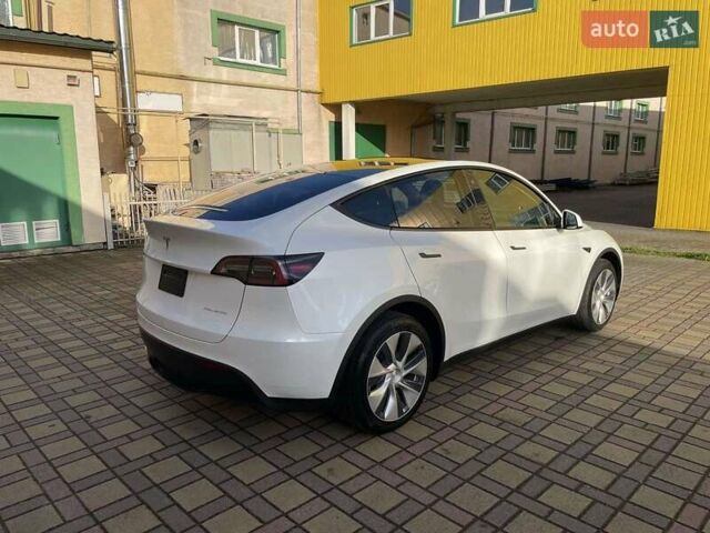 Белый Тесла Model Y, объемом двигателя 0 л и пробегом 1 тыс. км за 35000 $, фото 9 на Automoto.ua