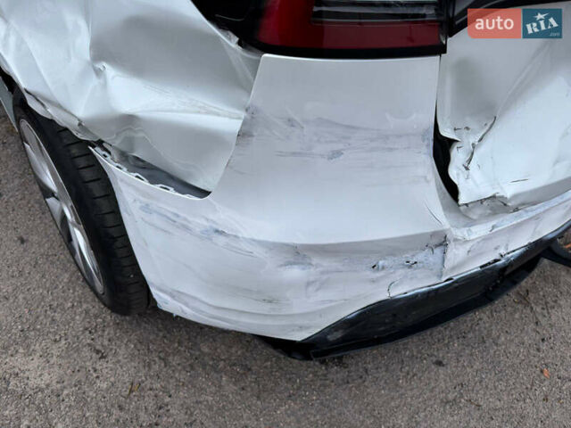 Білий Тесла Model Y, об'ємом двигуна 0 л та пробігом 50 тис. км за 21900 $, фото 14 на Automoto.ua
