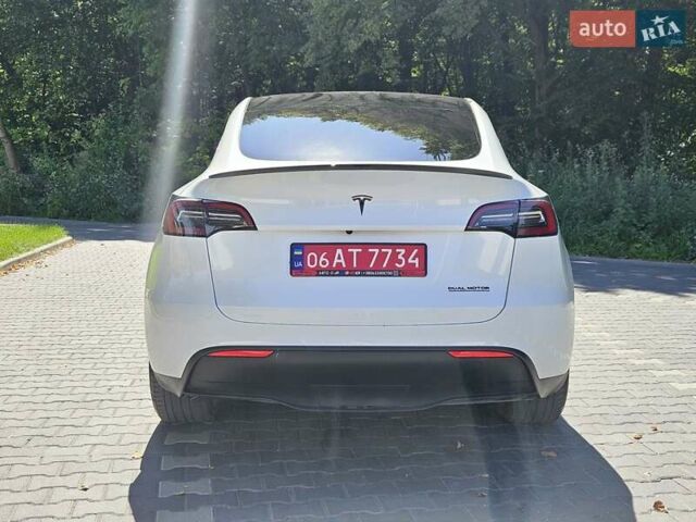 Белый Тесла Model Y, объемом двигателя 0 л и пробегом 108 тыс. км за 24600 $, фото 14 на Automoto.ua