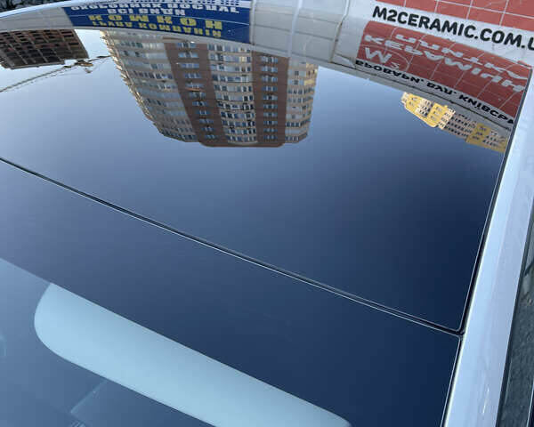 Белый Тесла Model Y, объемом двигателя 0 л и пробегом 43 тыс. км за 29500 $, фото 25 на Automoto.ua