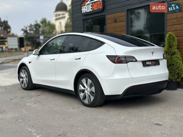 Білий Тесла Model Y, об'ємом двигуна 0 л та пробігом 47 тис. км за 27600 $, фото 12 на Automoto.ua