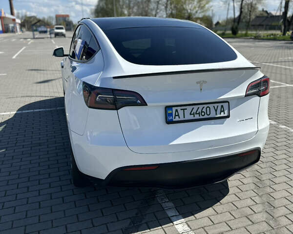Белый Тесла Model Y, объемом двигателя 0 л и пробегом 32 тыс. км за 27199 $, фото 30 на Automoto.ua