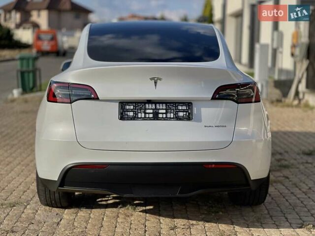 Белый Тесла Model Y, объемом двигателя 0 л и пробегом 26 тыс. км за 28700 $, фото 8 на Automoto.ua