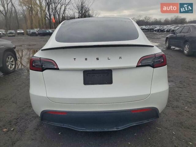 Белый Тесла Model Y, объемом двигателя 0 л и пробегом 34 тыс. км за 19000 $, фото 1 на Automoto.ua