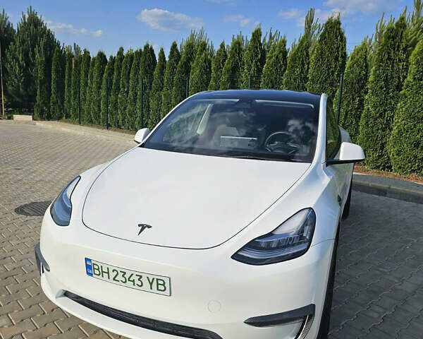 Белый Тесла Model Y, объемом двигателя 0 л и пробегом 21 тыс. км за 29500 $, фото 4 на Automoto.ua