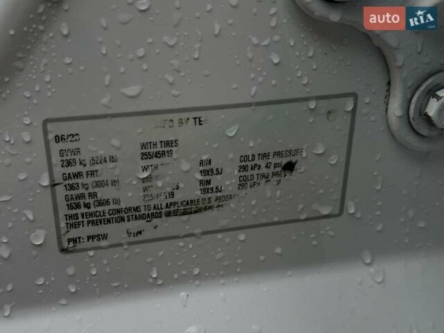 Белый Тесла Model Y, объемом двигателя 0 л и пробегом 42 тыс. км за 26999 $, фото 37 на Automoto.ua