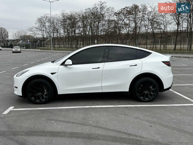 Белый Тесла Model Y, объемом двигателя 0 л и пробегом 48 тыс. км за 26500 $, фото 5 на Automoto.ua