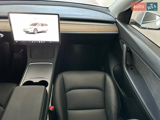Белый Тесла Model Y, объемом двигателя 0 л и пробегом 36 тыс. км за 25500 $, фото 8 на Automoto.ua