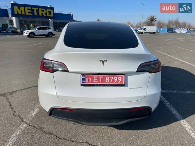 Белый Тесла Model Y, объемом двигателя 0 л и пробегом 30 тыс. км за 34500 $, фото 7 на Automoto.ua