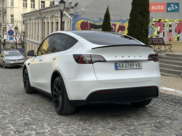 Білий Тесла Model Y, об'ємом двигуна 0 л та пробігом 20 тис. км за 29999 $, фото 5 на Automoto.ua