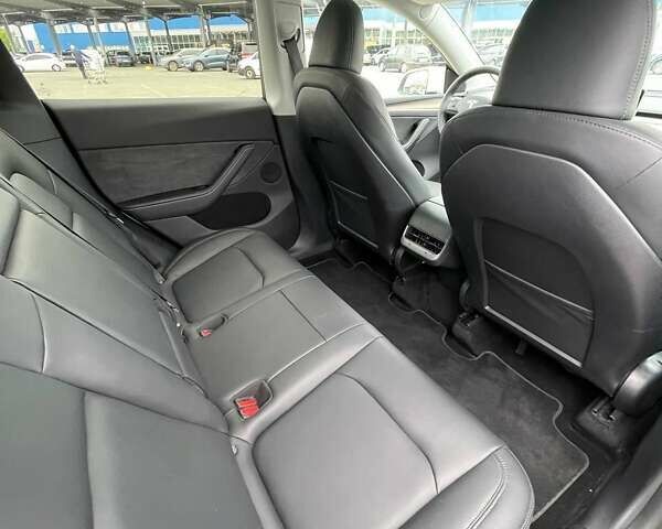 Белый Тесла Model Y, объемом двигателя 0 л и пробегом 56 тыс. км за 31500 $, фото 12 на Automoto.ua