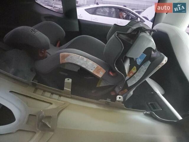 Белый Тесла Model Y, объемом двигателя 0 л и пробегом 1 тыс. км за 23000 $, фото 10 на Automoto.ua