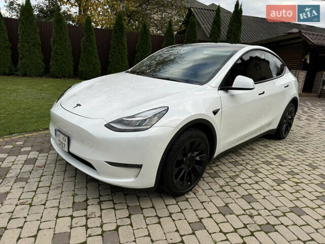 Белый Тесла Model Y, объемом двигателя 0 л и пробегом 18 тыс. км за 29800 $, фото 3 на Automoto.ua