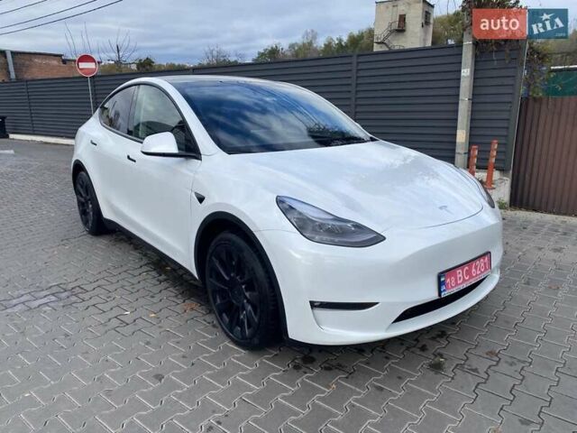 Белый Тесла Model Y, объемом двигателя 0 л и пробегом 108 тыс. км за 25500 $, фото 6 на Automoto.ua
