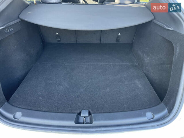 Белый Тесла Model Y, объемом двигателя 0 л и пробегом 68 тыс. км за 25900 $, фото 13 на Automoto.ua