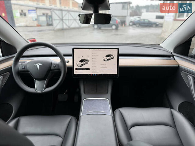 Білий Тесла Model Y, об'ємом двигуна 0 л та пробігом 37 тис. км за 25500 $, фото 21 на Automoto.ua