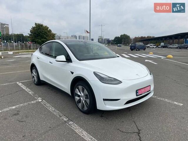 Белый Тесла Model Y, объемом двигателя 0 л и пробегом 42 тыс. км за 36500 $, фото 5 на Automoto.ua