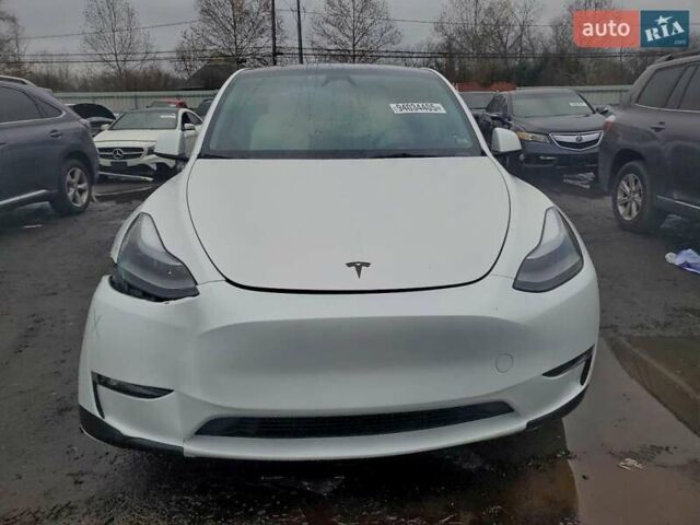 Белый Тесла Model Y, объемом двигателя 0 л и пробегом 34 тыс. км за 19000 $, фото 4 на Automoto.ua