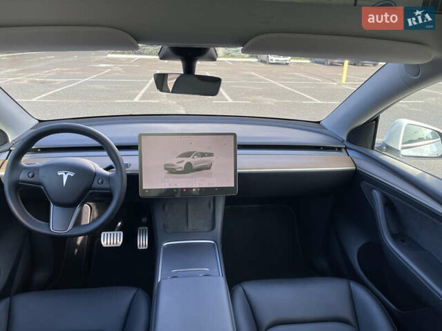 Белый Тесла Model Y, объемом двигателя 0 л и пробегом 43 тыс. км за 29500 $, фото 21 на Automoto.ua