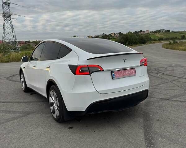 Білий Тесла Model Y, об'ємом двигуна 0 л та пробігом 20 тис. км за 26700 $, фото 14 на Automoto.ua