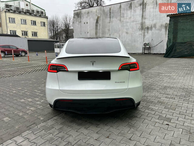 Білий Тесла Model Y, об'ємом двигуна 0 л та пробігом 84 тис. км за 28300 $, фото 3 на Automoto.ua