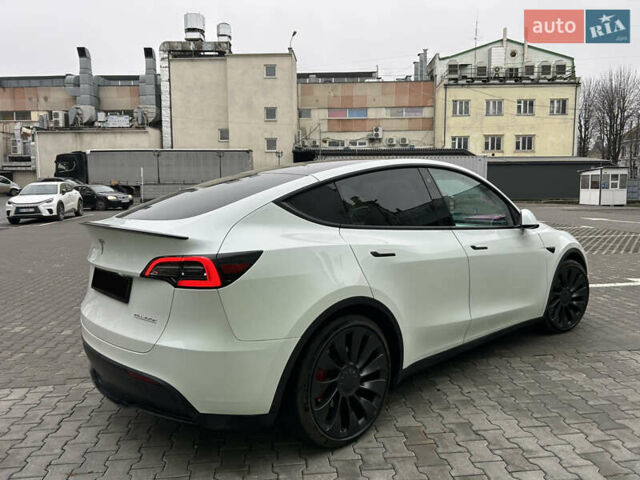 Білий Тесла Model Y, об'ємом двигуна 0 л та пробігом 84 тис. км за 28300 $, фото 4 на Automoto.ua