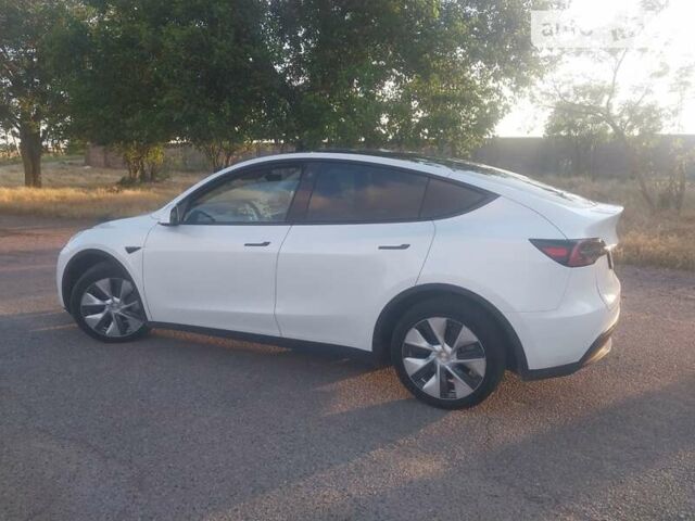 Белый Тесла Model Y, объемом двигателя 0 л и пробегом 38 тыс. км за 31000 $, фото 3 на Automoto.ua
