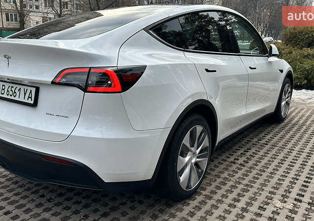 Белый Тесла Model Y, объемом двигателя 0 л и пробегом 20 тыс. км за 34900 $, фото 6 на Automoto.ua