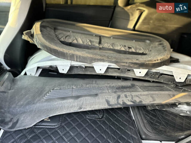 Белый Тесла Model Y, объемом двигателя 0 л и пробегом 96 тыс. км за 18290 $, фото 11 на Automoto.ua