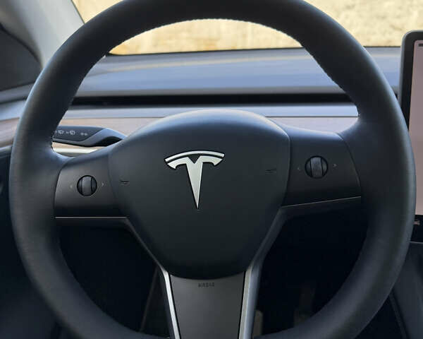 Белый Тесла Model Y, объемом двигателя 0 л и пробегом 32 тыс. км за 28200 $, фото 10 на Automoto.ua