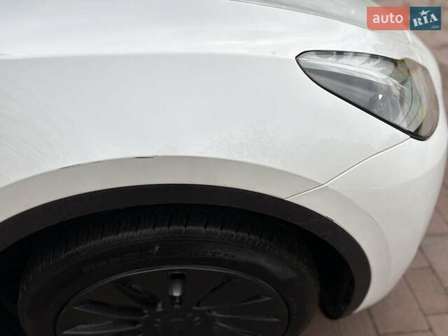 Тесла Model Y 2023 в Новояворовск на Automoto.ua Белый Тесла Model Y, объемом двигателя 0 л и пробегом 41 тыс. км за 28300 $, фото 16 на Automoto.ua
