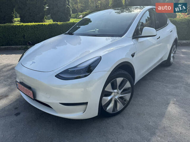 Белый Тесла Model Y, объемом двигателя 0 л и пробегом 24 тыс. км за 32500 $, фото 19 на Automoto.ua