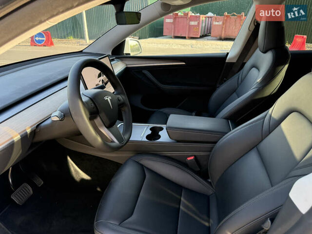 Білий Тесла Model Y, об'ємом двигуна 0 л та пробігом 55 тис. км за 33014 $, фото 21 на Automoto.ua