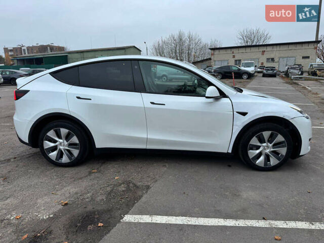 Белый Тесла Model Y, объемом двигателя 0 л и пробегом 50 тыс. км за 20500 $, фото 2 на Automoto.ua
