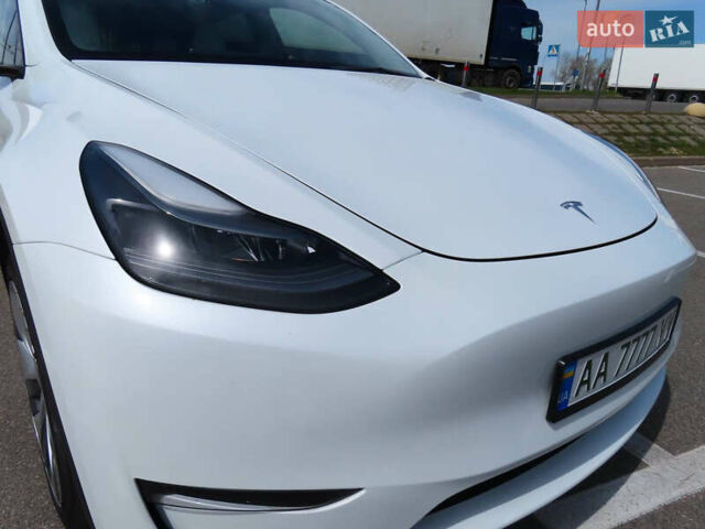 Белый Тесла Model Y, объемом двигателя 0 л и пробегом 41 тыс. км за 27000 $, фото 26 на Automoto.ua