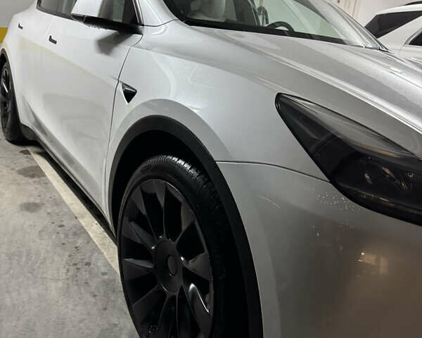 Белый Тесла Model Y, объемом двигателя 0 л и пробегом 35 тыс. км за 28800 $, фото 17 на Automoto.ua