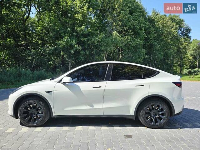 Белый Тесла Model Y, объемом двигателя 0 л и пробегом 108 тыс. км за 24600 $, фото 8 на Automoto.ua