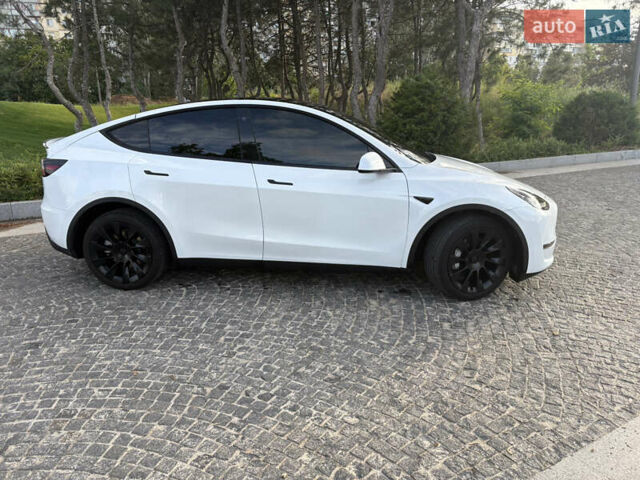 Белый Тесла Model Y, объемом двигателя 0 л и пробегом 38 тыс. км за 28400 $, фото 3 на Automoto.ua