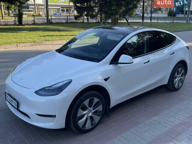 Белый Тесла Model Y, объемом двигателя 0 л и пробегом 81 тыс. км за 24700 $, фото 8 на Automoto.ua