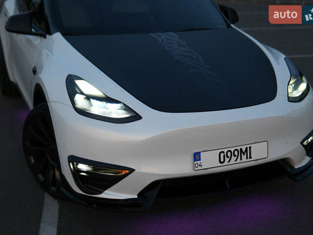 Белый Тесла Model Y, объемом двигателя 0 л и пробегом 40 тыс. км за 35300 $, фото 16 на Automoto.ua