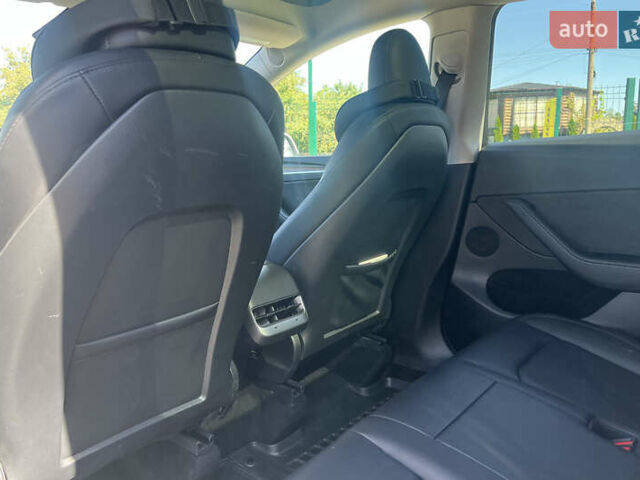 Білий Тесла Model Y, об'ємом двигуна 0 л та пробігом 34 тис. км за 36000 $, фото 17 на Automoto.ua