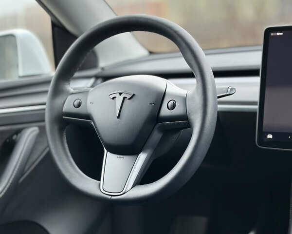 Білий Тесла Model Y, об'ємом двигуна 0 л та пробігом 76 тис. км за 29000 $, фото 20 на Automoto.ua